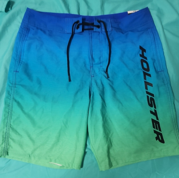 Hollister swim trunks - Picture 1 of 2